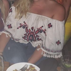 Embroidery cropped off shoulder